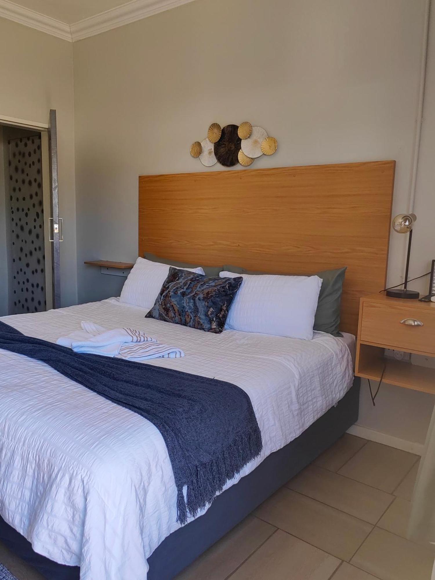 Back Of The Moon Guesthouse Kuruman Exterior foto